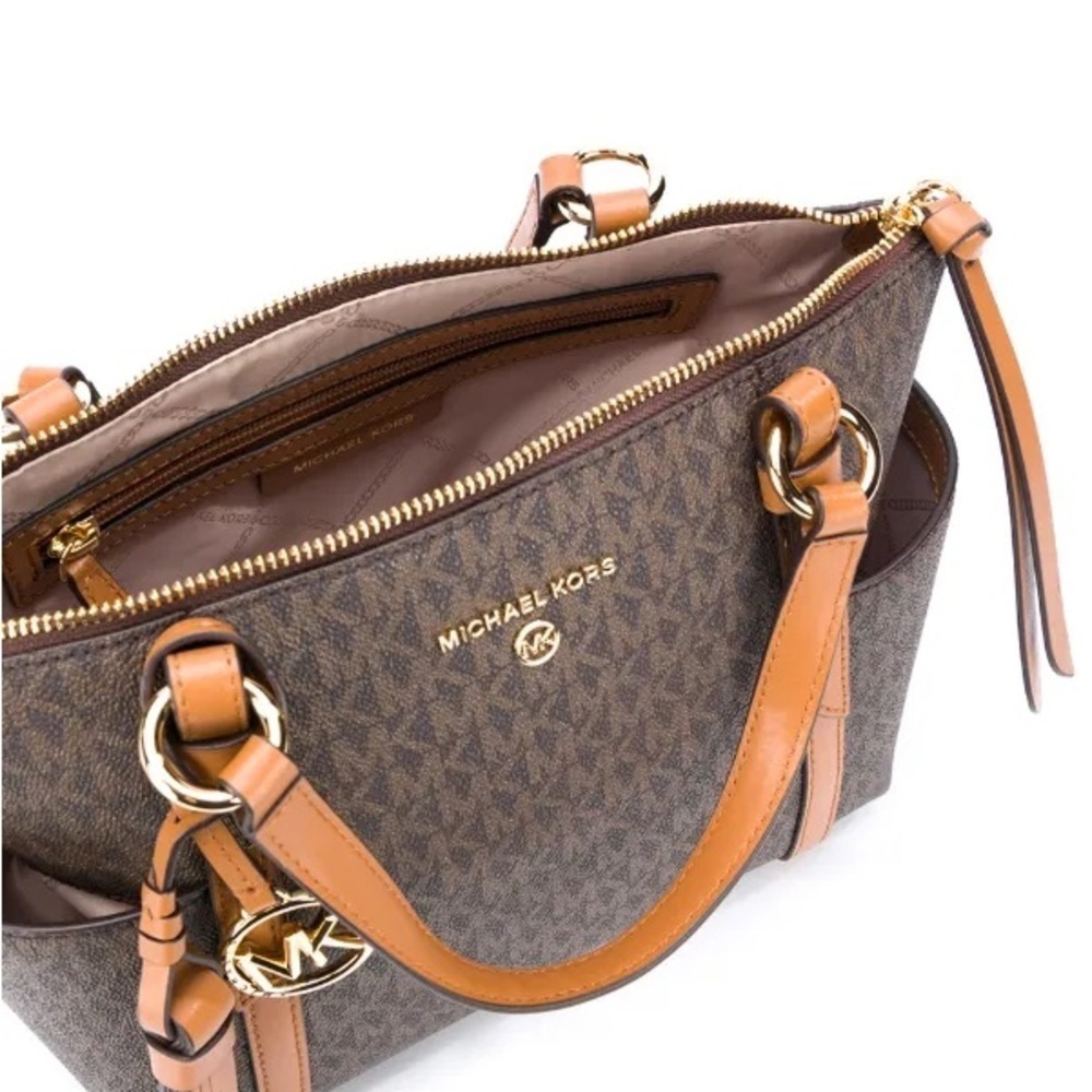 MICHAEL Michael Kors
Sullivan Small Convertible Top Zip Tote - Picture 6 of 9